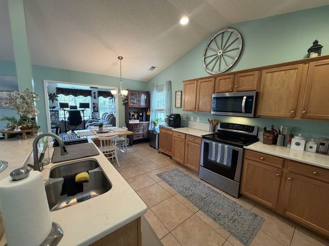5001 Weatherwood Dr., North Myrtle Beach, SC 29582