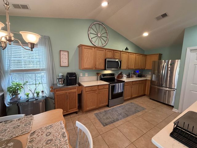 5001 Weatherwood Dr., North Myrtle Beach, SC 29582