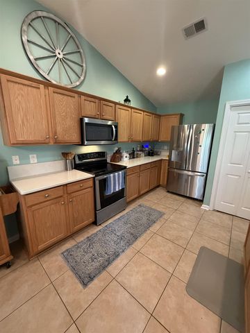 5001 Weatherwood Dr., North Myrtle Beach, SC 29582