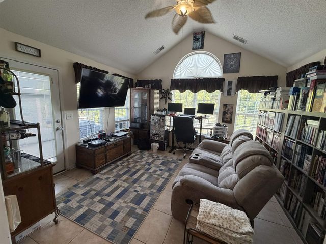 5001 Weatherwood Dr., North Myrtle Beach, SC 29582