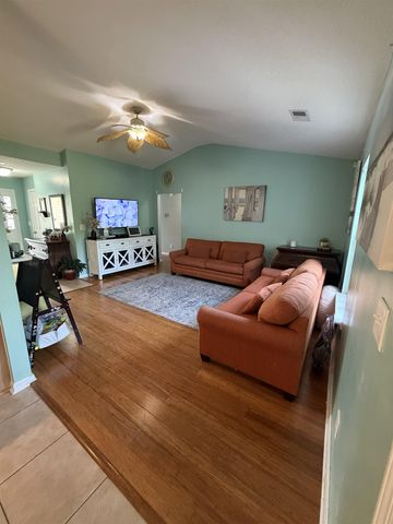 5001 Weatherwood Dr., North Myrtle Beach, SC 29582