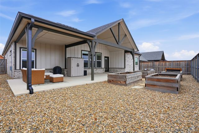 505 S Buffalo Avenue, Skiatook, OK 74070