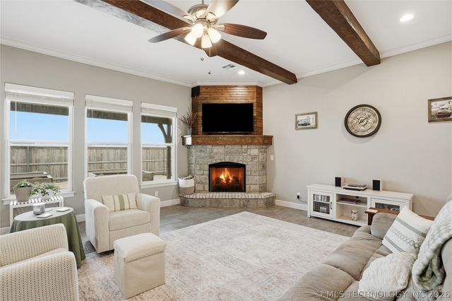 505 S Buffalo Avenue, Skiatook, OK 74070