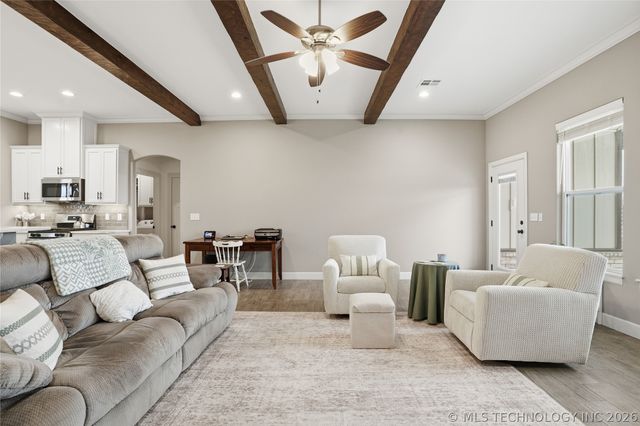 505 S Buffalo Avenue, Skiatook, OK 74070