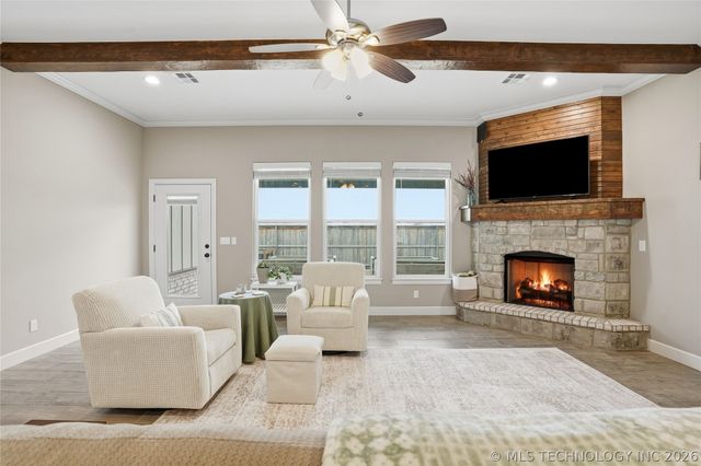 505 S Buffalo Avenue, Skiatook, OK 74070