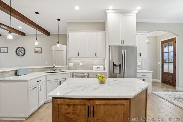 505 S Buffalo Avenue, Skiatook, OK 74070