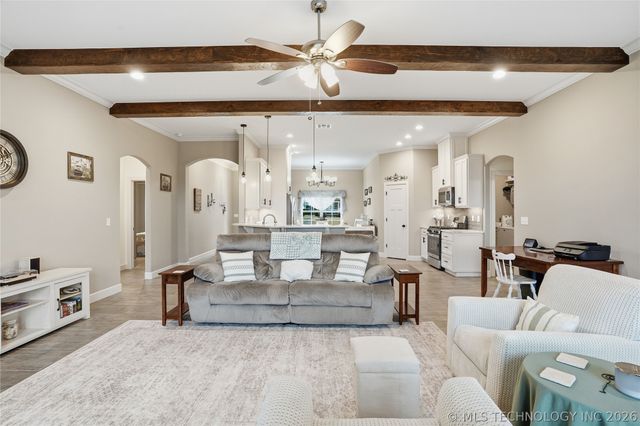 505 S Buffalo Avenue, Skiatook, OK 74070