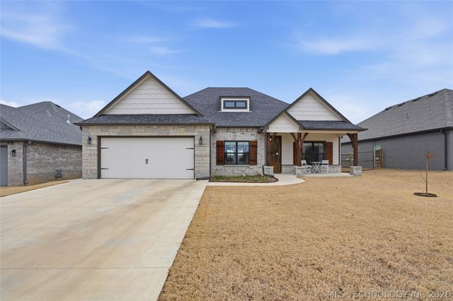 505 S Buffalo Avenue, Skiatook, OK 74070