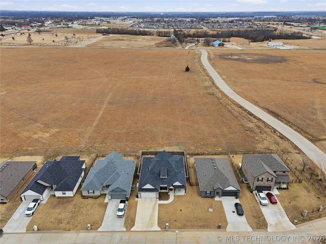 505 S Buffalo Avenue, Skiatook, OK 74070