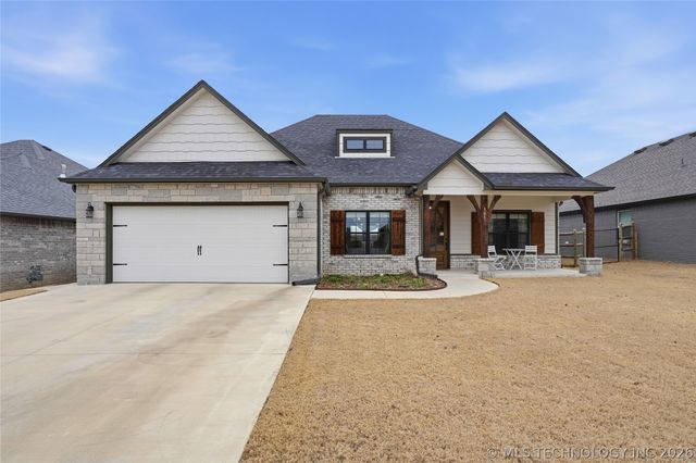 505 S Buffalo Avenue, Skiatook, OK 74070