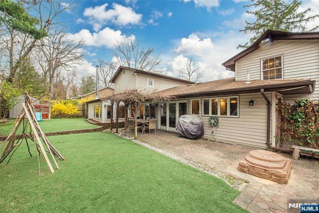 47 Laurel Drive, Wayne, NJ 07470