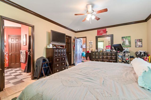 2266 S Main Street, Lobelville, TN 37097