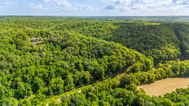 2266 S Main Street, Lobelville, TN 37097