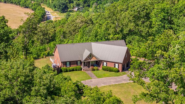 2266 S Main Street, Lobelville, TN 37097
