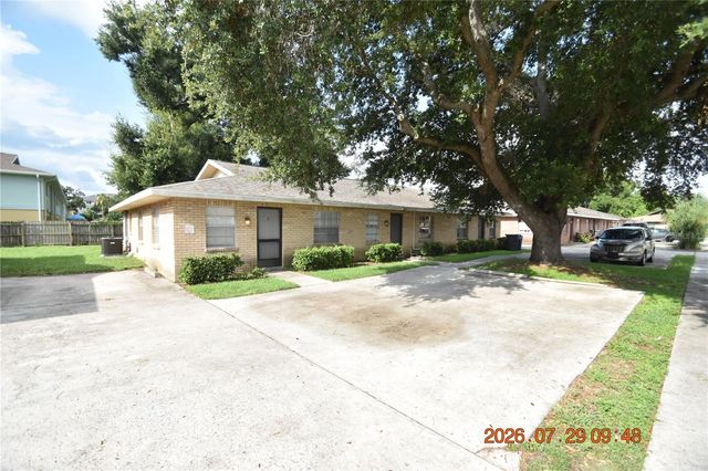 411 BIG CEDAR WAY A, Brandon, FL 33510