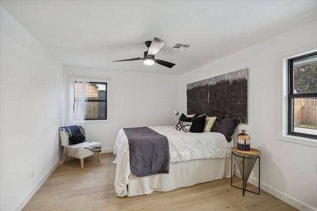 2514 Haverhill Drive, Houston, TX 77008