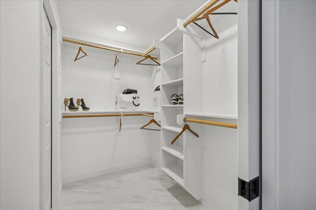 2514 Haverhill Drive, Houston, TX 77008