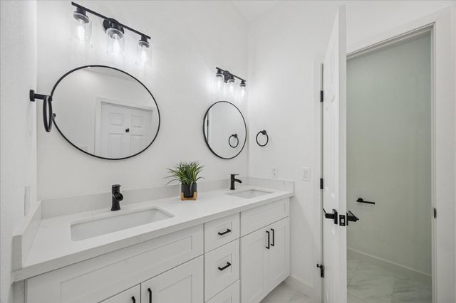 2514 Haverhill Drive, Houston, TX 77008