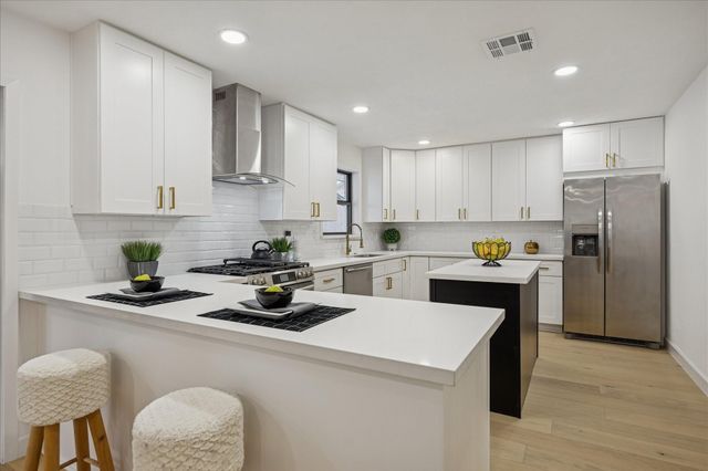 2514 Haverhill Drive, Houston, TX 77008