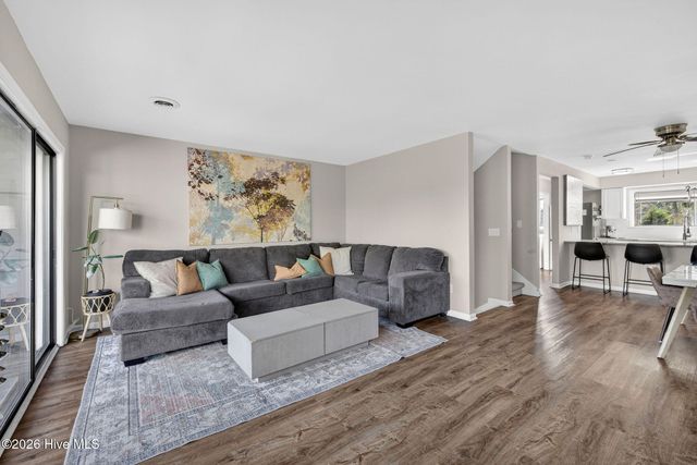 524 Linksider Drive Apt B5, Wilmington, NC 28412