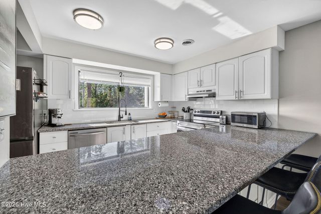 524 Linksider Drive Apt B5, Wilmington, NC 28412