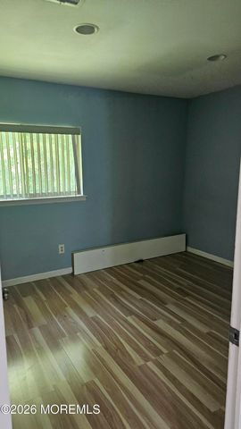 4 Spring Meadow Drive, Tinton Falls, NJ 07724