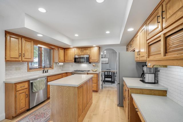1933 128th Avenue NW, Coon Rapids, MN 55448