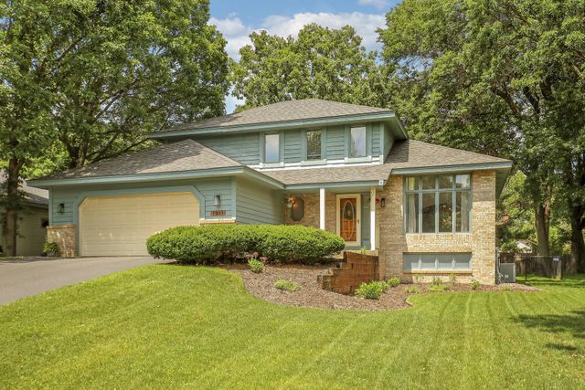 1933 128th Avenue NW, Coon Rapids, MN 55448