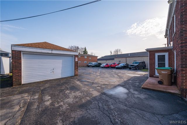3517 Genesee Street, Cheektowaga, NY 14225