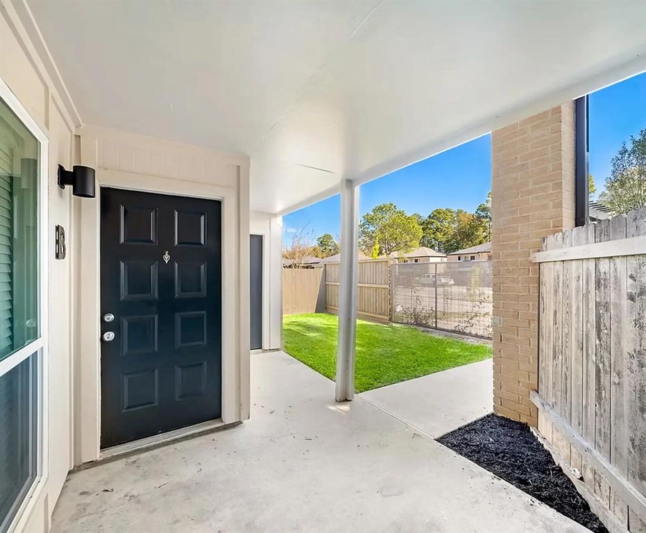 16311 Luzerne DR L330D, Houston, TX 77070