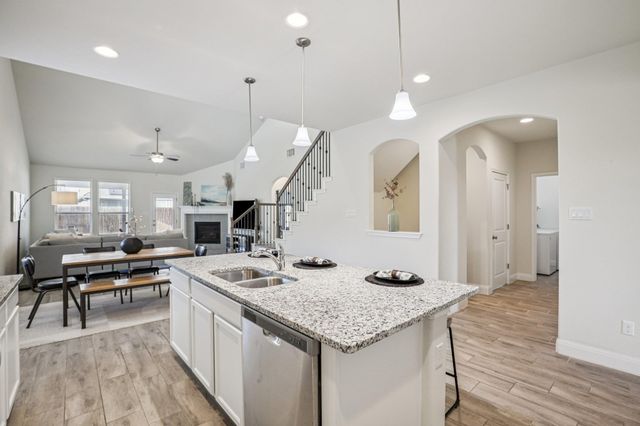 202 Quarryman DR, Hutto, TX 78634