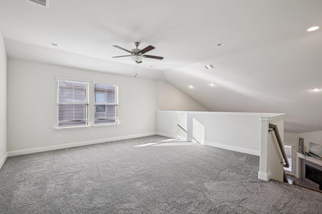 202 Quarryman DR, Hutto, TX 78634