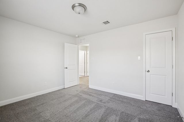 202 Quarryman DR, Hutto, TX 78634