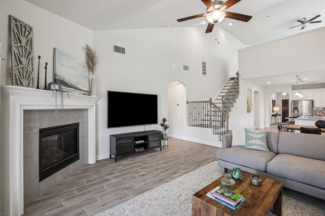 202 Quarryman DR, Hutto, TX 78634