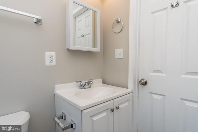 3415 DUNRAN RD, Dundalk, MD 21222