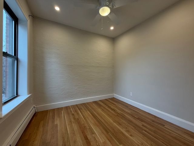 11 Worcester St 2, Boston, MA 02118