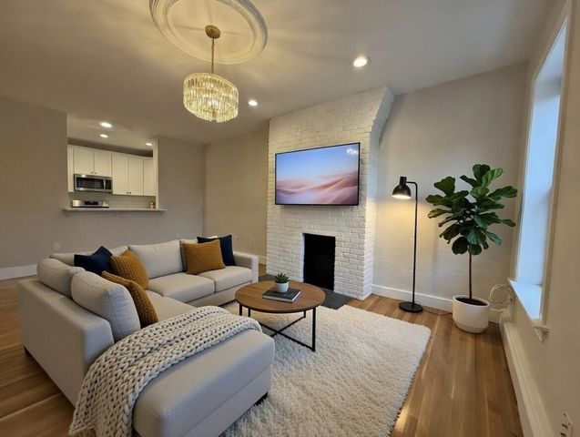 11 Worcester St 2, Boston, MA 02118