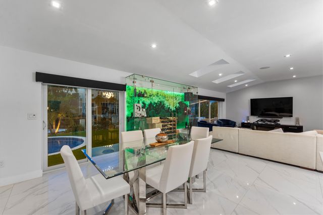 2813 NE 29TH Street, Fort Lauderdale, FL 33306