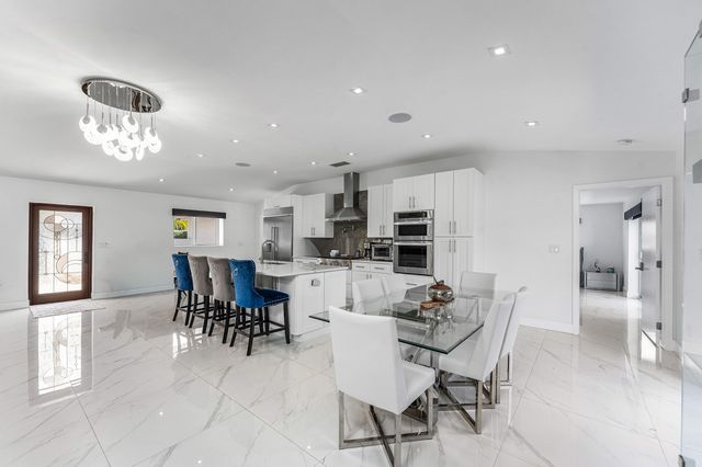 2813 NE 29TH Street, Fort Lauderdale, FL 33306