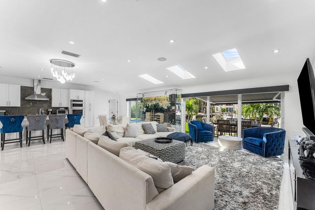 2813 NE 29TH Street, Fort Lauderdale, FL 33306