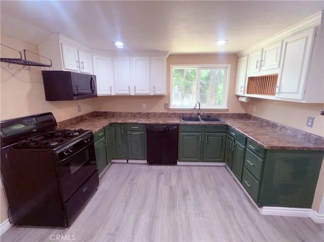 23655 Rocky Dell, Crestline, CA 92325