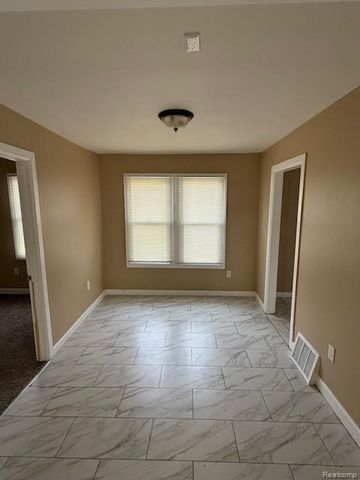 6811 Minock Street, Detroit, MI 48228