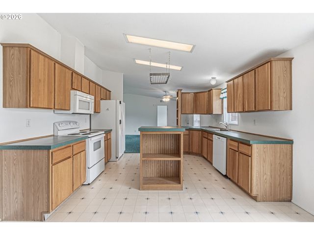 285 OYLER Rd, Ethel, WA 98542