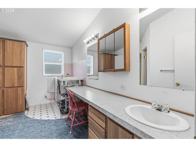 285 OYLER Rd, Ethel, WA 98542