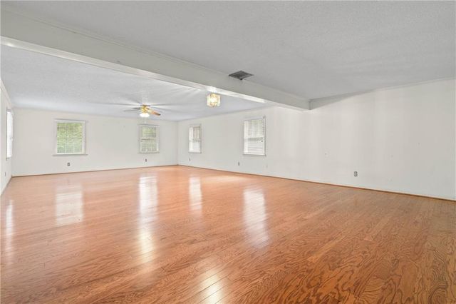 5325 Oak Bend Court, Mobile, AL 36609