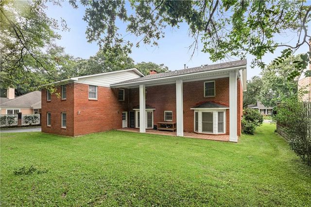 5325 Oak Bend Court, Mobile, AL 36609
