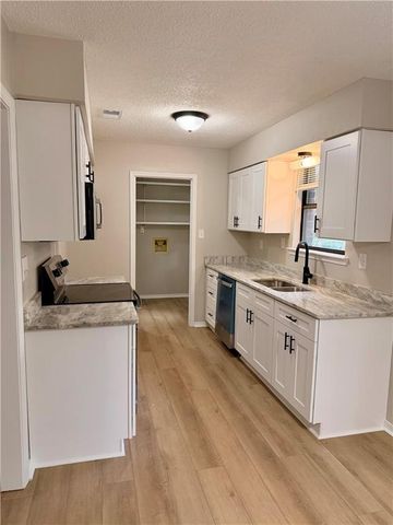 9158 Prairie Drive, Semmes, AL 36575