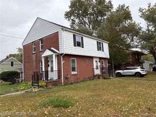 1601 E 4th Street, Royal Oak, MI 48067