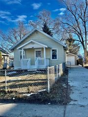 1411 Idaho Street, Des Moines, IA 50316