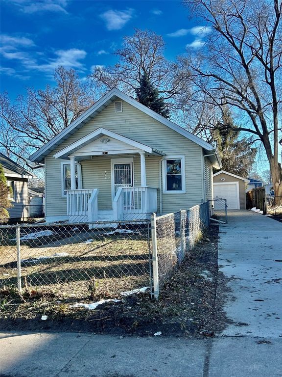1411 Idaho Street, Des Moines, IA 50316